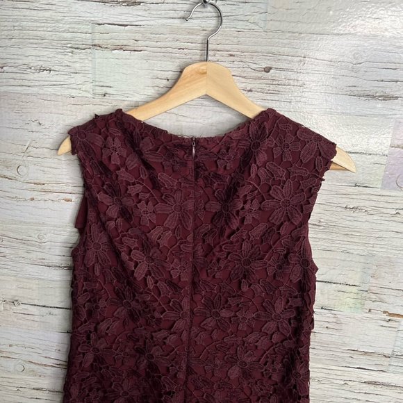 Lauren Ralph Lauren purple floral lace dress midi size 12 - Picture 8 of 10